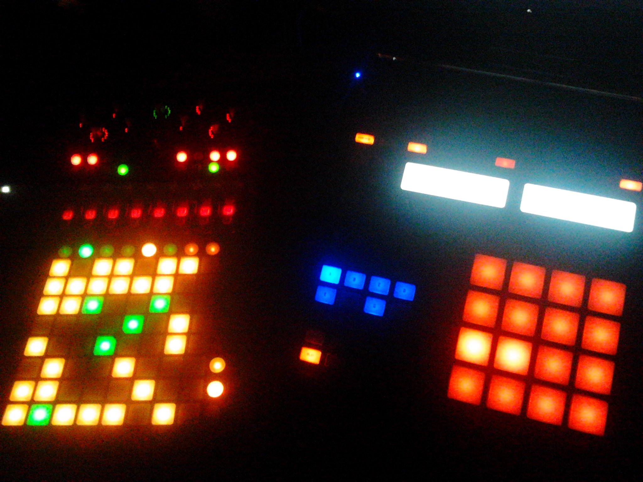 Gears Maschine Launchpad Nocturne